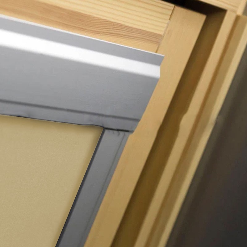 dettaglio tendina oscurante interna Beige per finestre da mansarda DK 500V Dakota